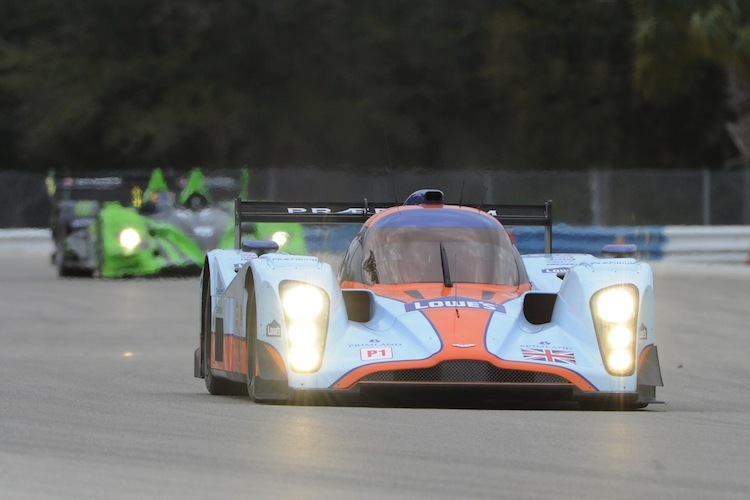 Aston Martin legt sich in Sebring mit Peugeot an