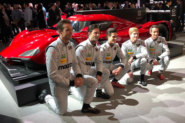 Fünf der sechs Mazda-Piloten: (v.li.) Harry Tincknell, Jonathan Bomarito, Tristan Nuñez, Spencer Pigot und Oliver Jarvis