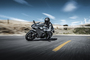 Kawasaki H2 Carbon: Herrscherin über die Zielgerade und die Autobahn