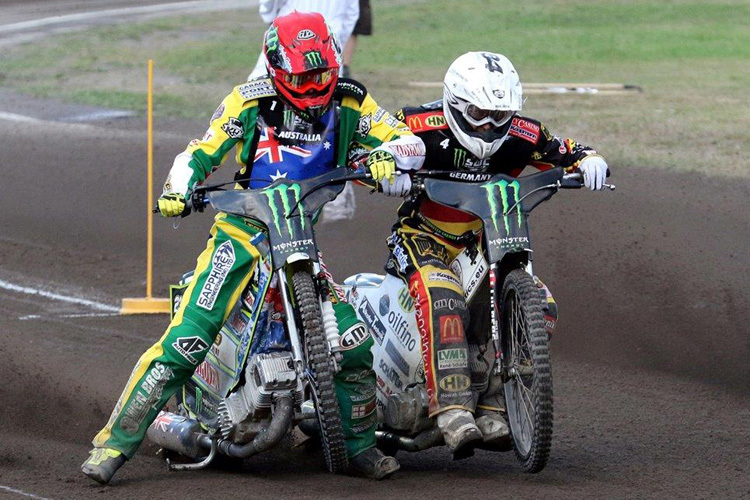 Chris Holder (li.) gegen Martin Smolinski