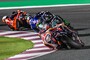 Im Rennen von Katar-2: Bradl hinter Oliveira, Bastianini und Vizeweltmeister Morbidelli