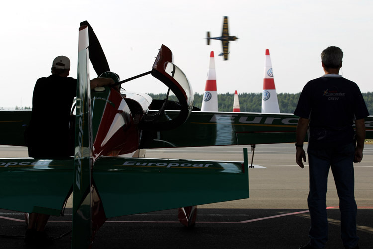 Lausitz-Besonderheit: Flugplatz und Track in einem