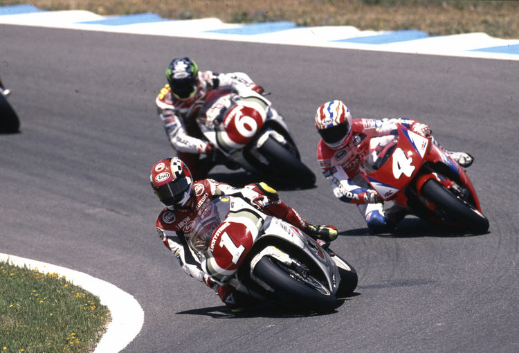 Kevin Schwantz 1994 auf der Suzuki RGV500 XR84 