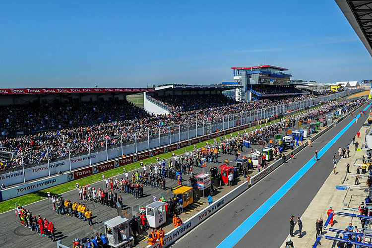 Das 24-Stunden-Rennen in Le Mans lockte wieder Massen an