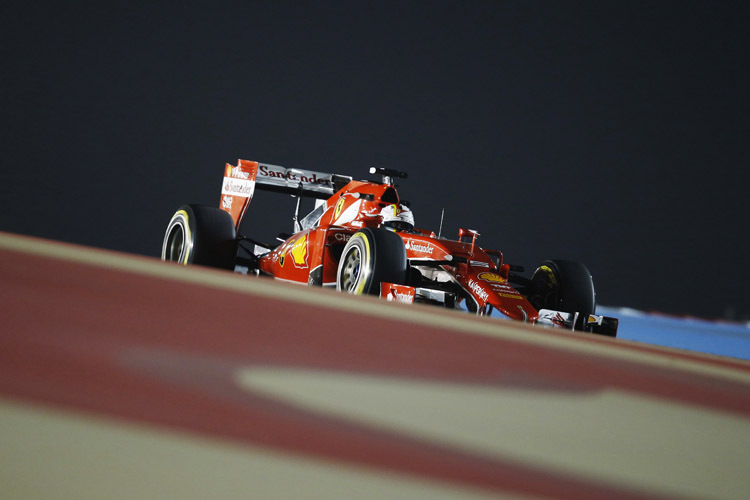 Keine Strafe: Sebastian Vettel wird für seinen Crash mit Sergio Pérez nicht bestraft