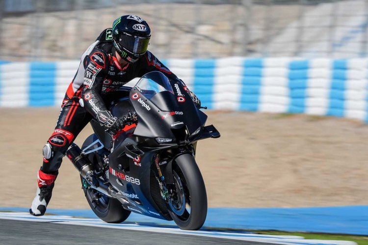 Alex Lowes auf der Bimota KB998