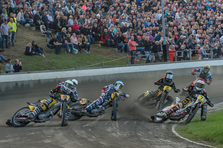 Martin Smolinski (7), Lukas Fienhage (8) und Max Dilger (9) sind die deutschen Top-Piloten in Roden