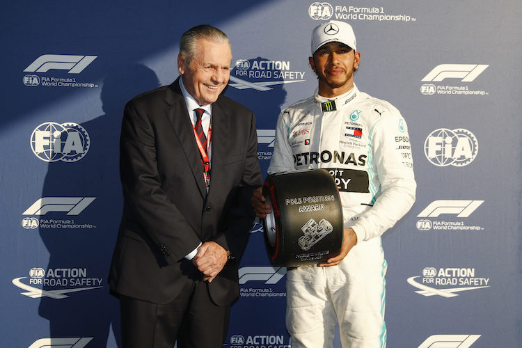 Alan Jones 2019 beim Australien-GP mit Lewis Hamilton