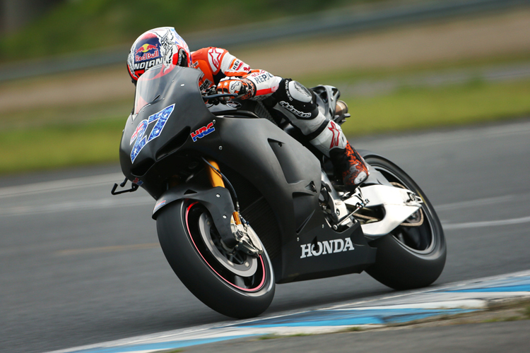 Casey Stoner beim ersten Test in Motegi auf Hondas Production Racer RCV1000R