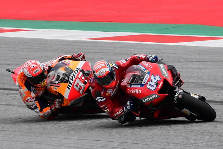 Atemraubendes Duell in Spielberg: Dovizioso (04) gegen Marquez