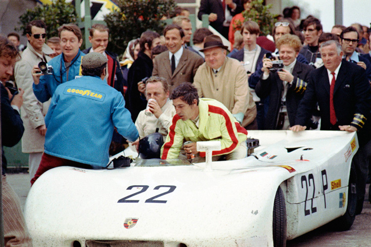 Vic Elford und Kurt Ahrens mit Porsche 908/3
