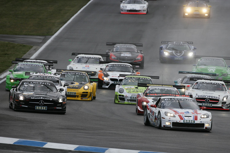 ADAC GT Masters startet Ende April in Oschersleben