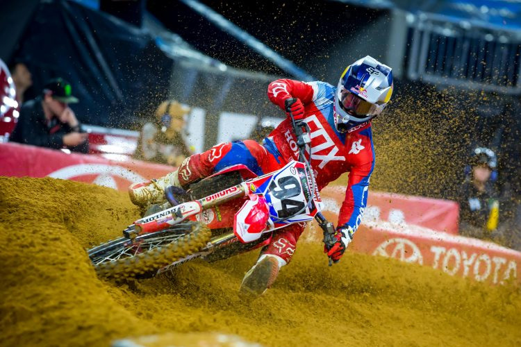 Ken Roczen startet in Anaheim als Zweiter des Zwischenklassements