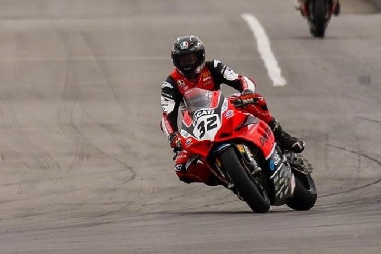 Troy Bayliss mit ungewohnter Startnummer 32