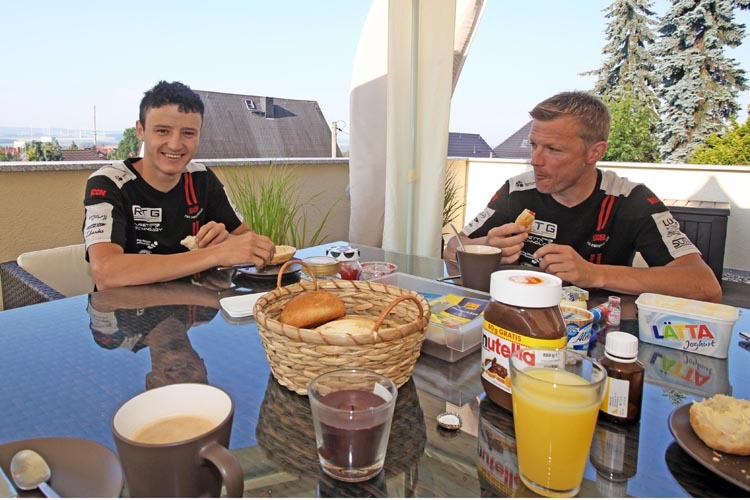 Guten Appetit: Dirk Heidolf und Miller am gemeinsamen Tisch