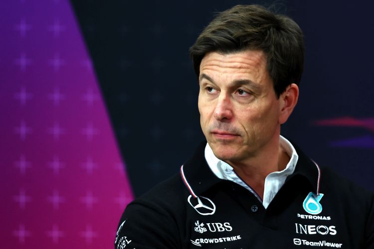 Mercedes-Teamchef Toto Wolff. Ihm gehört ein Drittel des Teams