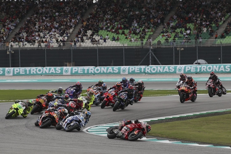 Vom Start weg lag die Ducati mit der Nummer 63 vorn