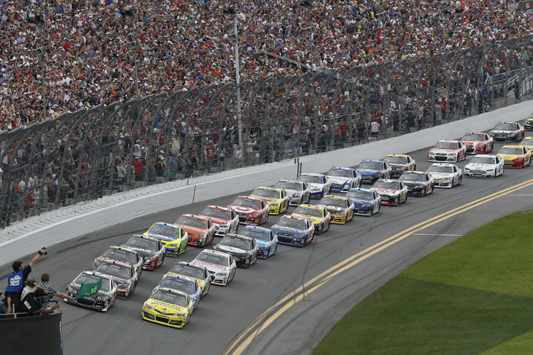 Saisonstart beim «Great American Race», dem Daytona 500