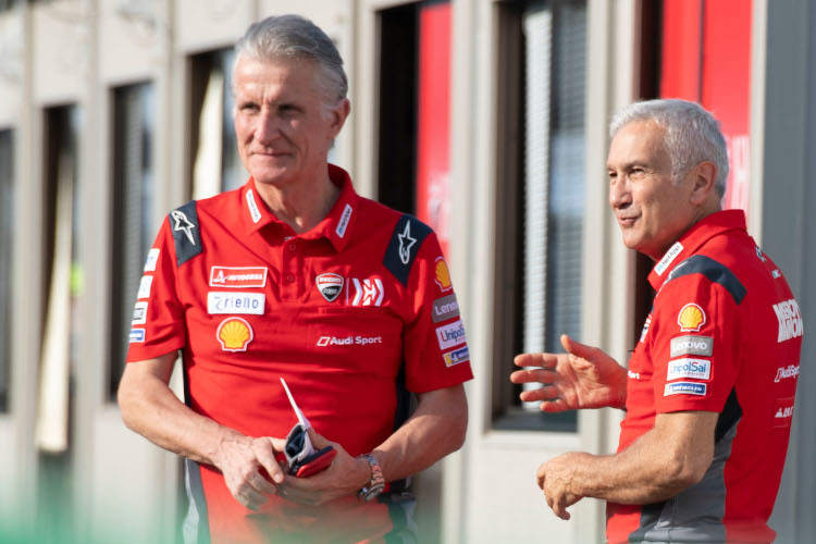 Paolo Ciabatti mit Ducati-MotoGP-Teammanager Davide Tardozzi