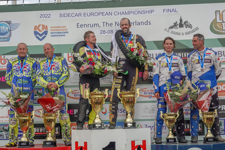 Venus/Eibl wurden Europameister vor Godden/Smith (l.) und Detz/Arling (r.)