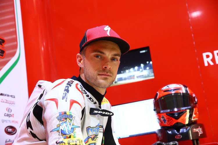 Wackelt sein Stuhl bei MV Agusta wegen Marco Melandri? Leon Camier ist ein gebrannte Kind 