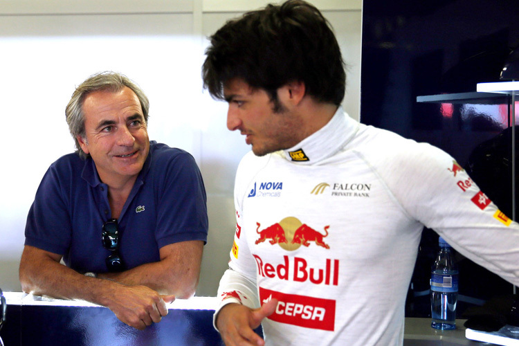 Carlos Sainz Vater und Sohn beim Silverstone-Test vom vergangenen Juli
