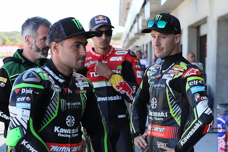 Das Kawasaki-Trio Leon Haslam, Toprak Razgatlioglu und Jonathan Rea (v.l.)