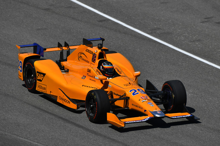 Fernando Alonsos orangener IndyCar-Renner kam bei den McLaren-Fans gut an