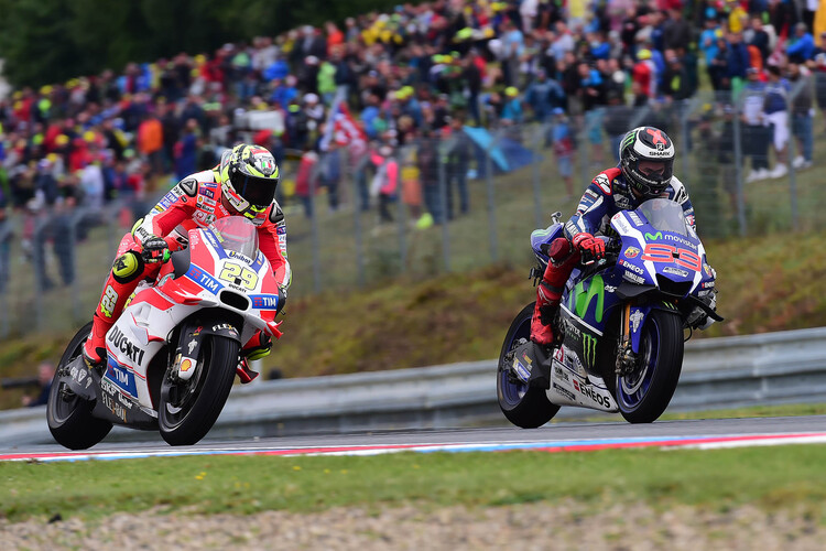 Jorge Lorenzo belegte in den Regenrennen 2016 nur die Plätze 10, 15 und 17