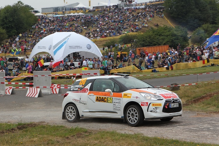 Eve Wallenwein bei der Rallye Deutschland