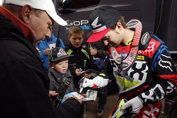 Die Autogramme von Max Nagl sind heiß begehrt