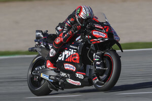 Marco Bezzecchi kommt von Startplatz 1)