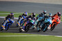 Das Rennen in Katar: Quartararo (20) hinter Bastianini (33), Vazquez (7), Bagnaia (21) und Kent (52)