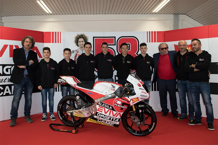Das Moto3-Team von Paolo Simoncelli präsentierte sich in Misano