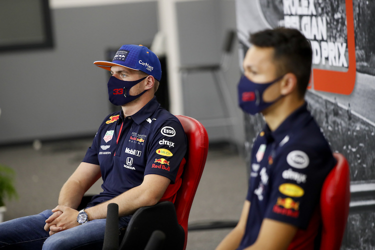 Max Verstappen und Alex Albon