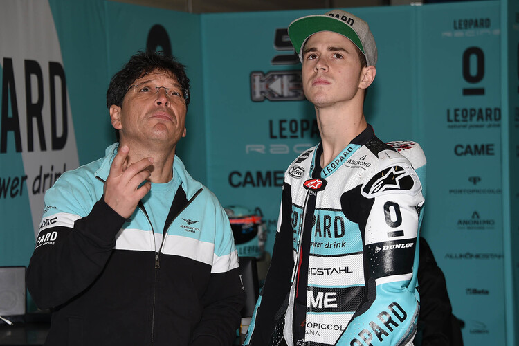 Teamchef Stefan Kiefer mit Moto2-Rückkehrer Danny Kent