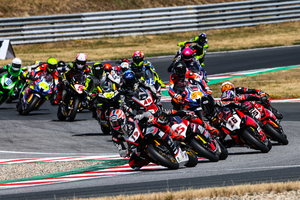 Viel zu tun in der IDM Supersport)