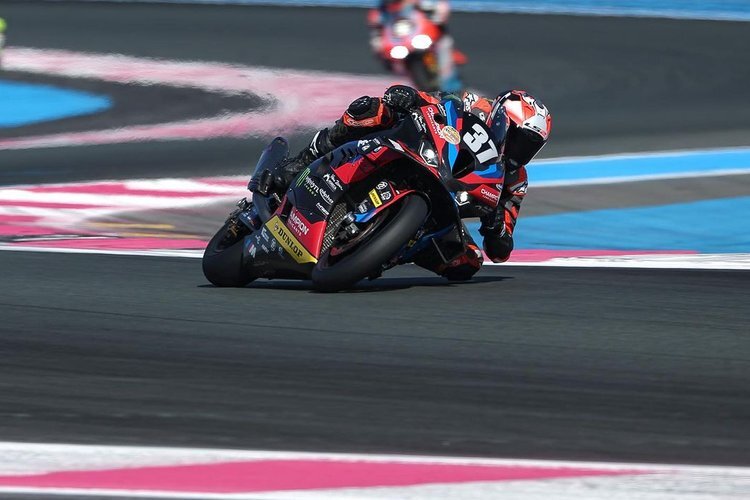 Loris Baz auf der Endurance-BMW