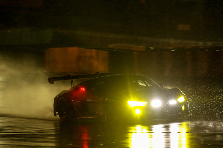 Singing in the Rain: Der Audi R8 LMS vom Audi Sport Team WRT
