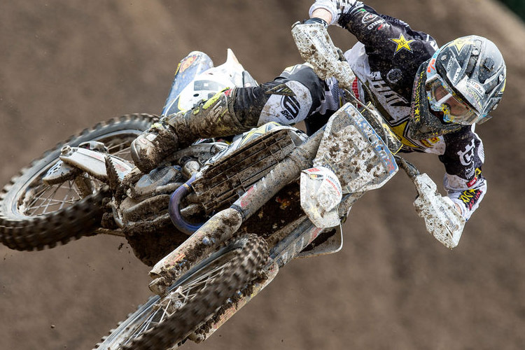 Thomas Covington gewann den ersten MX2-Lauf in Loket