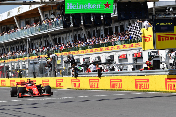 Sebastian Vettel sah als Erster die Zielflagge