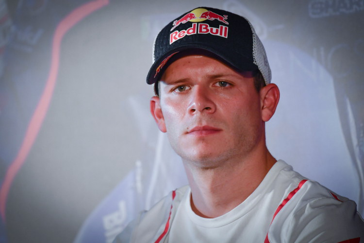 Stefan Bradl bei der Pressekonferenz vor dem Portimão-Test