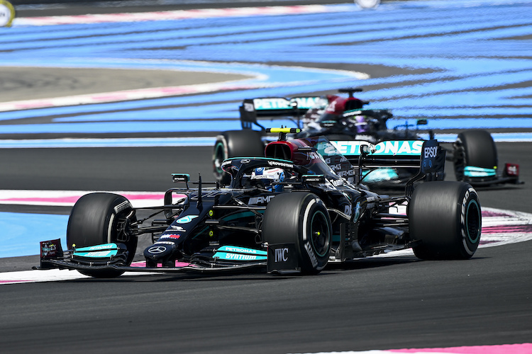 Valtteri Bottas gab im ersten Training in Le Castellet das Tempo vor