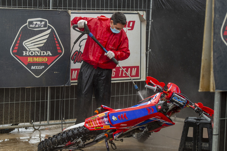 Der Sand von Lommel fordert auch die Mechaniker