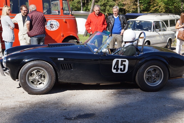 Ein 1962er Schelby Cobra 260 289