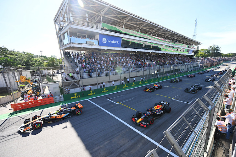 Lando Norris reagiert beim Start am schnellsten, aber das nützte ihm nichts