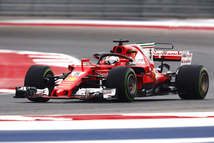 Sebastian Vettel mit einem Halo am Ferrari