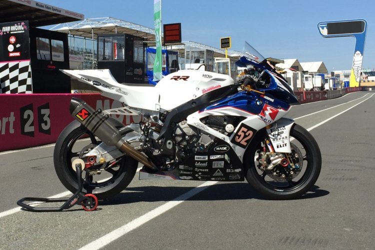 Die BMW S1000RR von IVRacing aus Tschechien