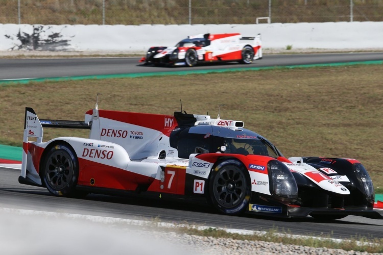 Die Toyota TS050 Hybrid liegen bei der WEC in Barcelona vorne