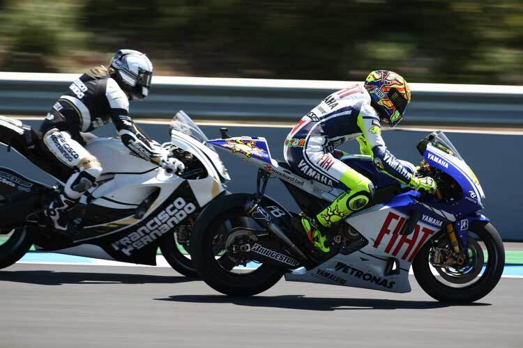 Valentino Rossi gegen Sete Gibernau in Jerez 2005